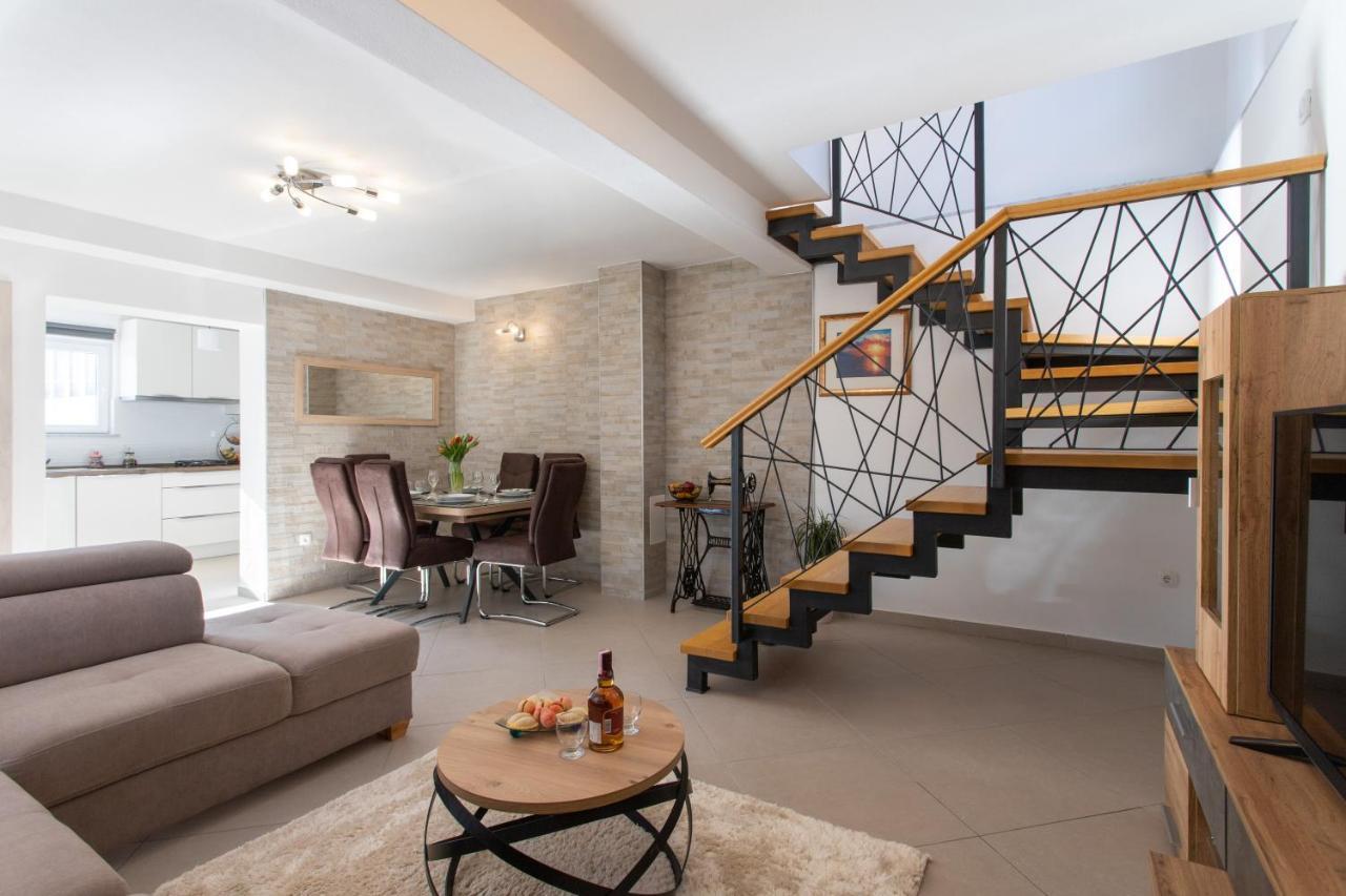 Holiday House Daisy Prapatnica Экстерьер фото